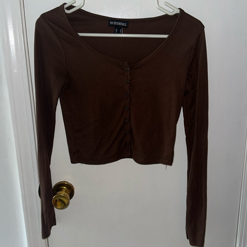 SWS Essentials Long Sleeve Button Up Cropped Shirt: Size M petite